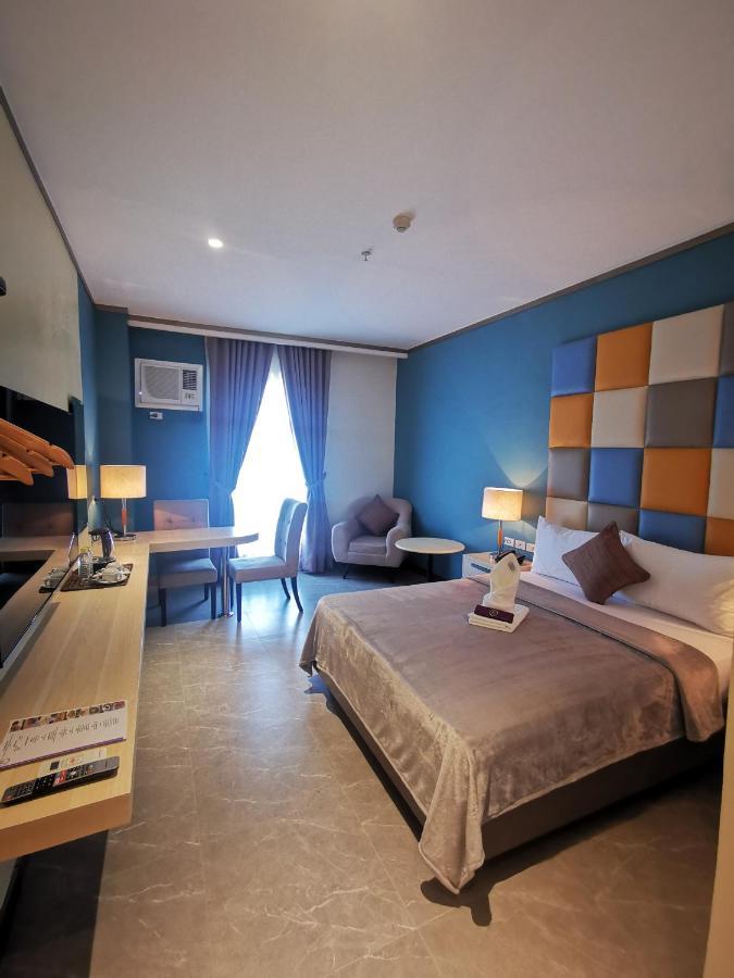 Yes Hotel Pandi Bulacan エクステリア 写真